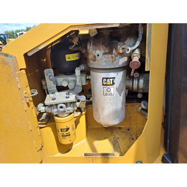 2018 Caterpillar D6T LGP-40958595