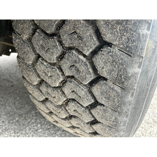 2010 اتش اف ار SL24-40958752