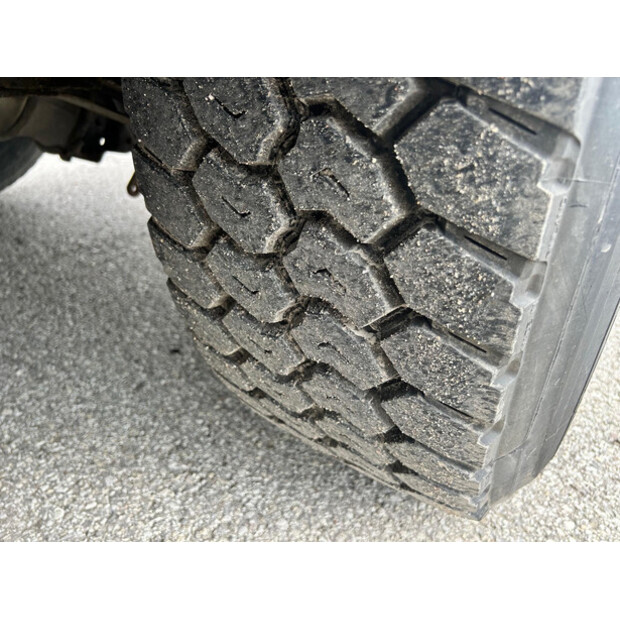 2010 اتش اف ار SL24-40958753