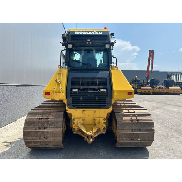 2018 Komatsu D61PXI-24-40962681