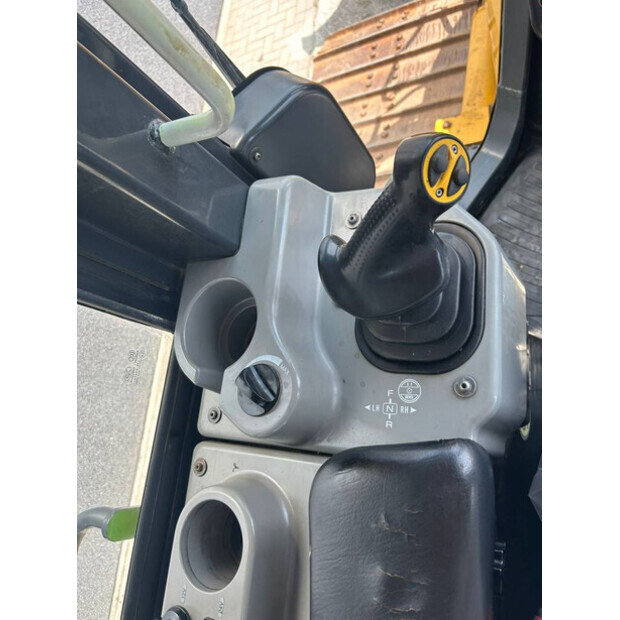 2018 Komatsu D61PXI-24-40962689