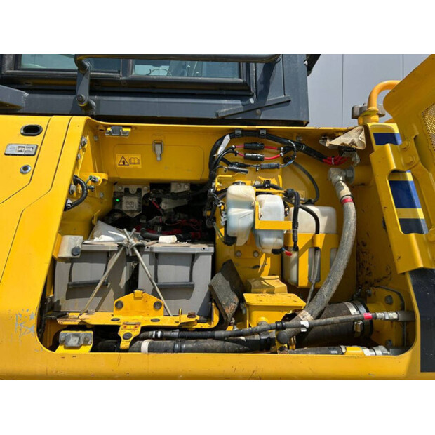 2018 Komatsu D61PXI-24-40962694