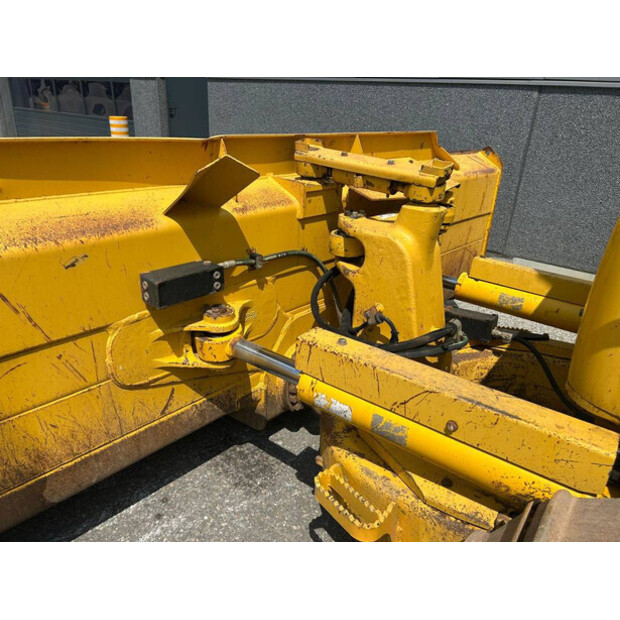 2018 Komatsu D61PXI-24-40962697