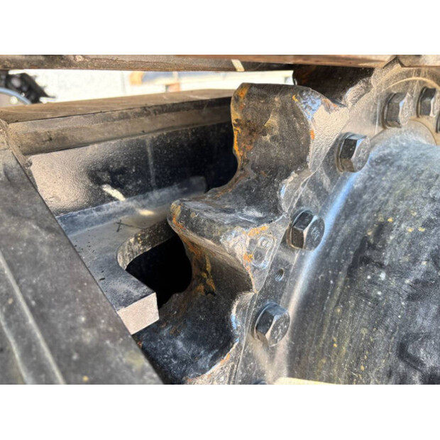 2025 Caterpillar 330GC-40962869