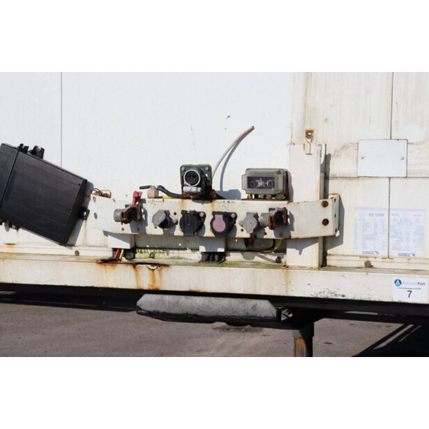 Schmitz Cargobull SKO 24-40962885