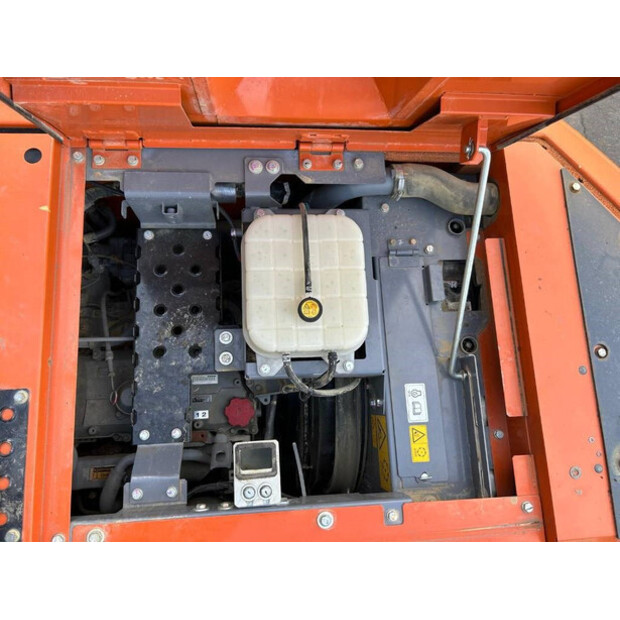 2021 Hitachi ZX225USLC-6-40963153