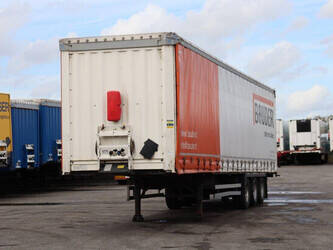 Image for CURTAINSIDER TRAILERS 2017 Krone SD