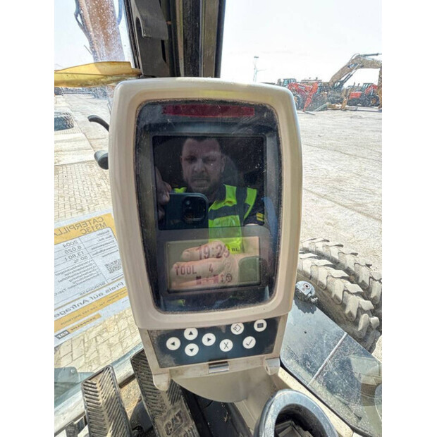 2004 Caterpillar M313C-40963893