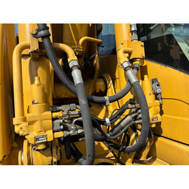 2004 Caterpillar M313C-40963899