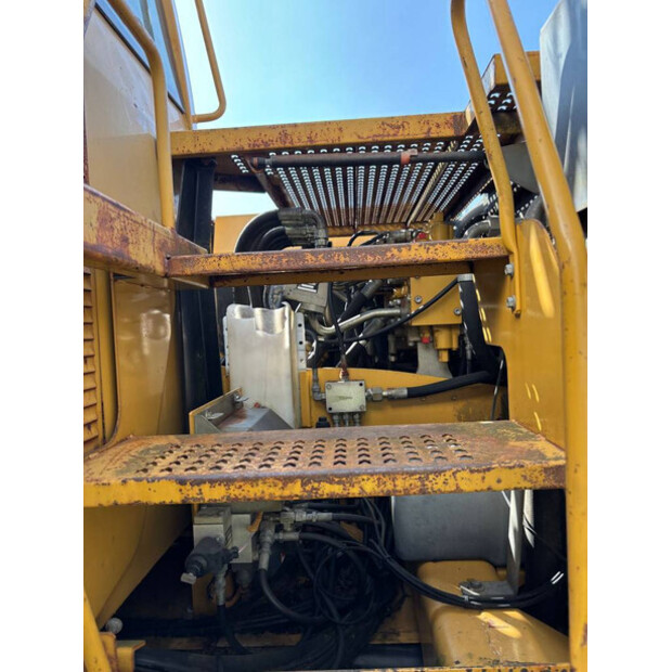 2004 Caterpillar M313C-40963901