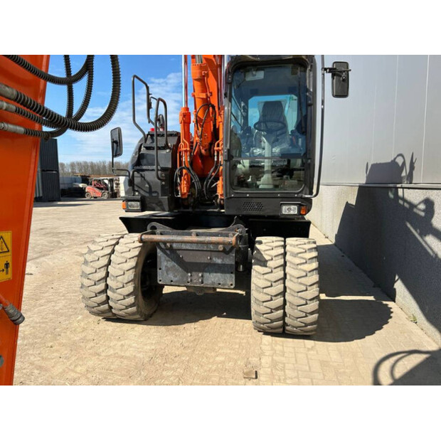 2015 Hitachi ZX140W-5B-40964087