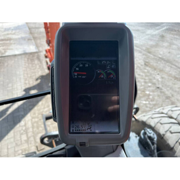 2015 Hitachi ZX140W-5B-40964090