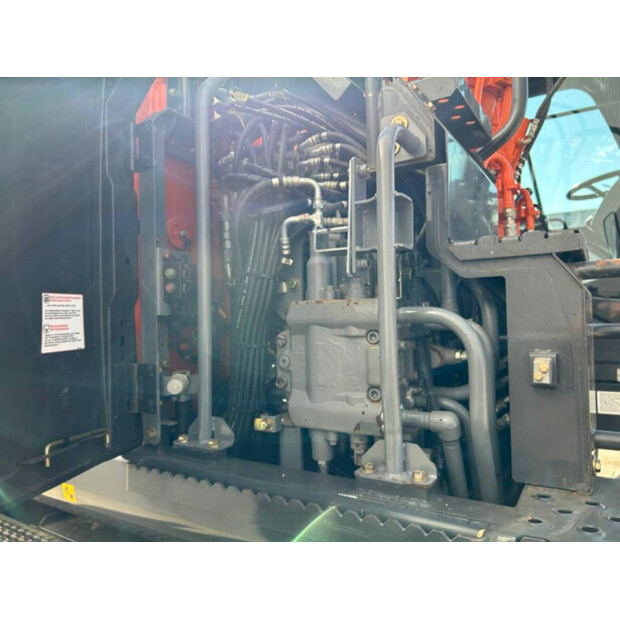 2015 Hitachi ZX140W-5B-40964101