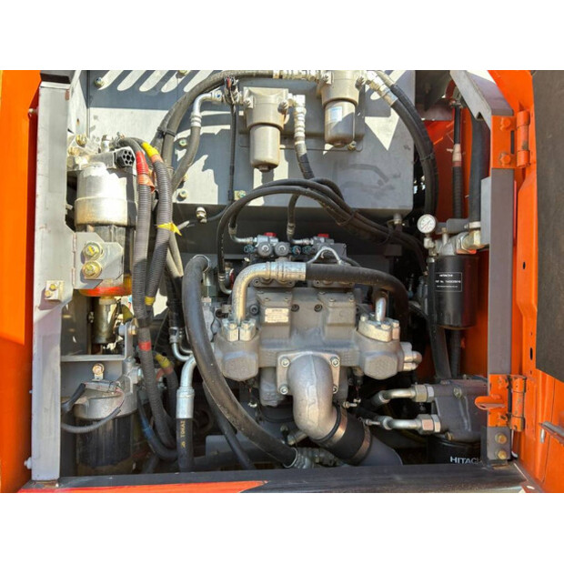 2015 Hitachi ZX140W-5B-40964109