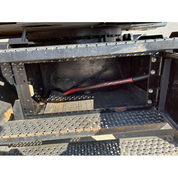2015 Hitachi ZX140W-5B-40964117