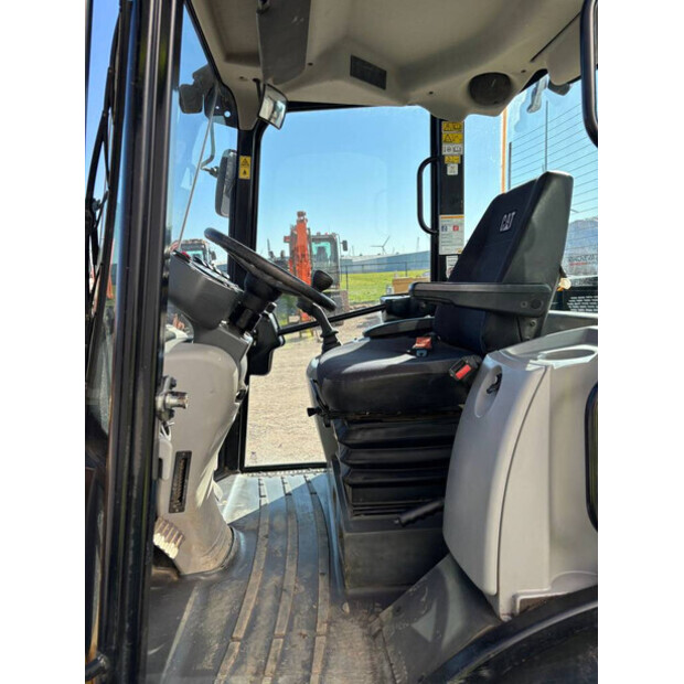 2019 Caterpillar 906M-40964226