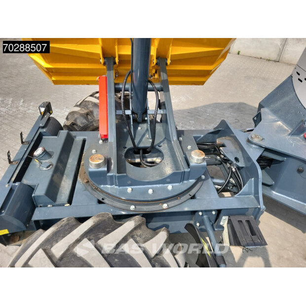 2020 Bergmann C807s-40965149