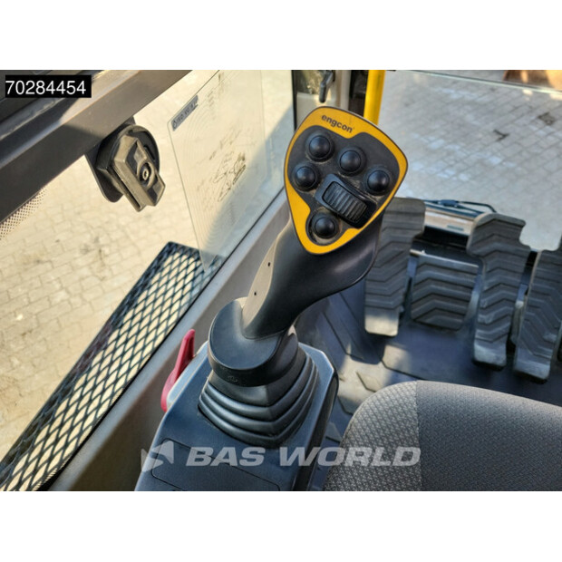 2015 Volvo EC300EL-40965265