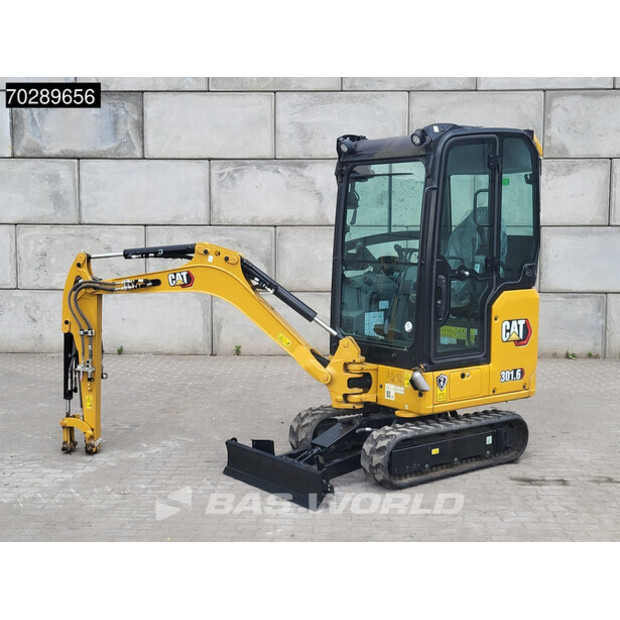 2022 Caterpillar 301.6-40965282