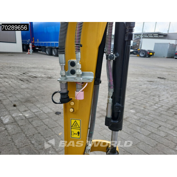 2022 Caterpillar 301.6-40965291