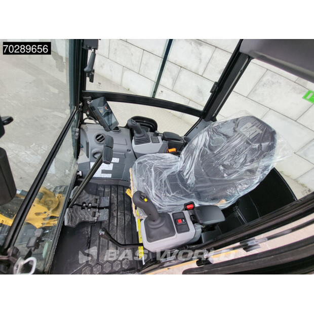 2022 Caterpillar 301.6-40965301