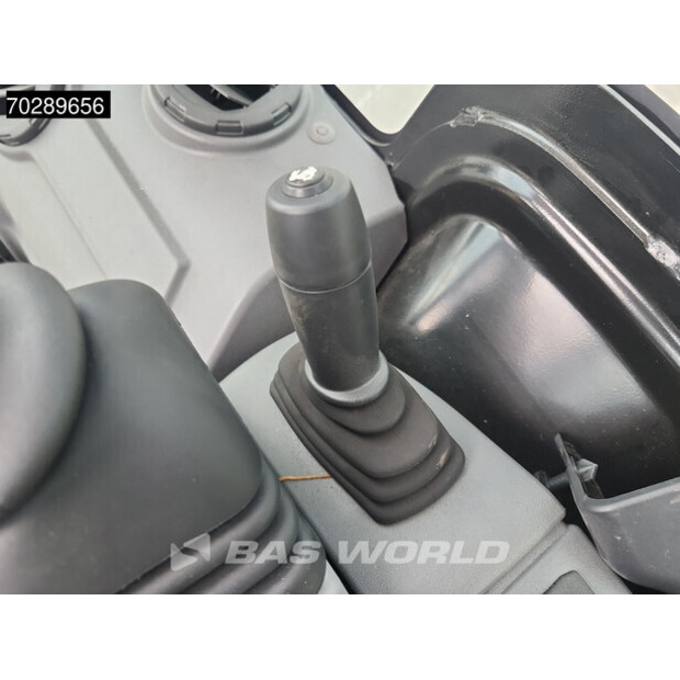 2022 Caterpillar 301.6-40965304