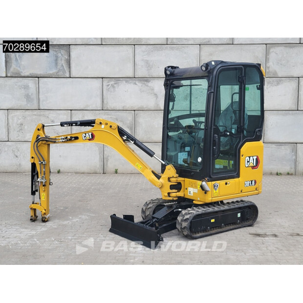 2021 Caterpillar 301.6-40965313