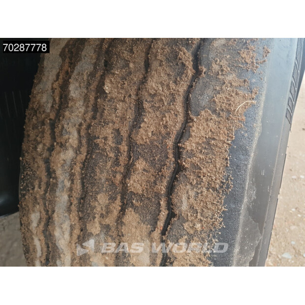 2020 كرون SD-40965384