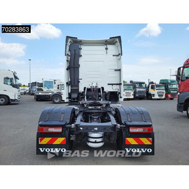 2022 فولفو FH500-40965603