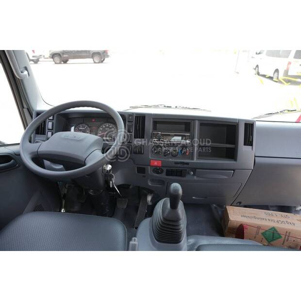 2026 Isuzu NPR85L6-40972086
