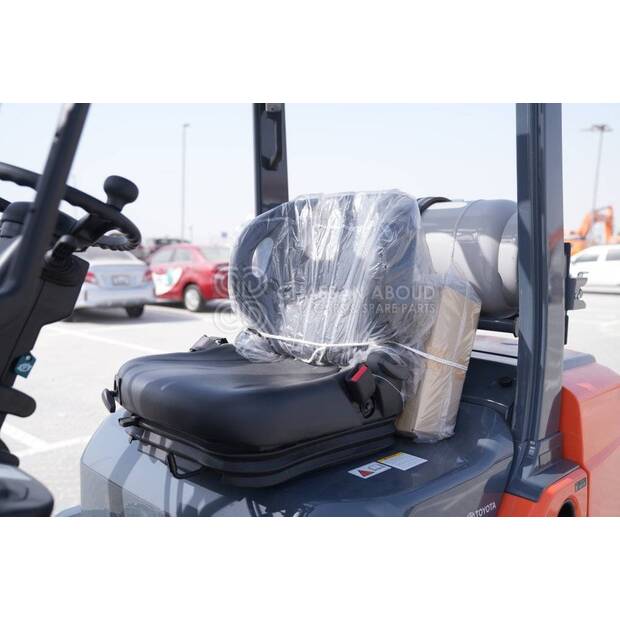 2025 Toyota TF33L35-40972270