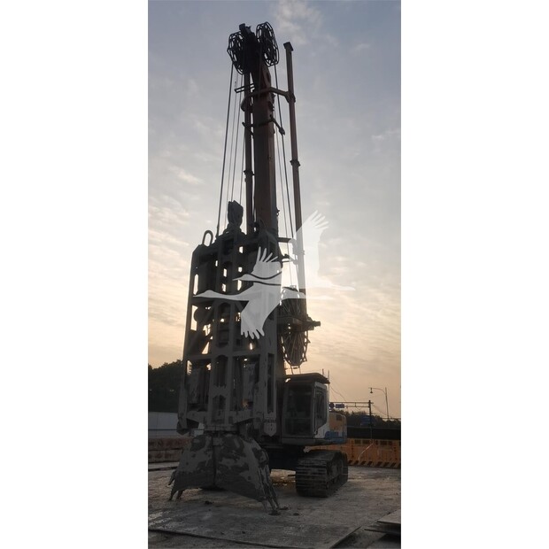 2008 باوور GB34-40976919