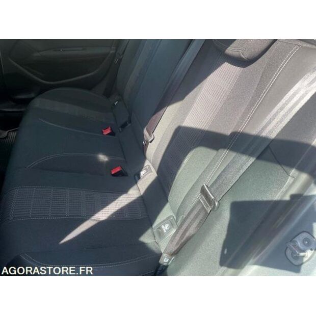 2018 Peugeot 308-40982240