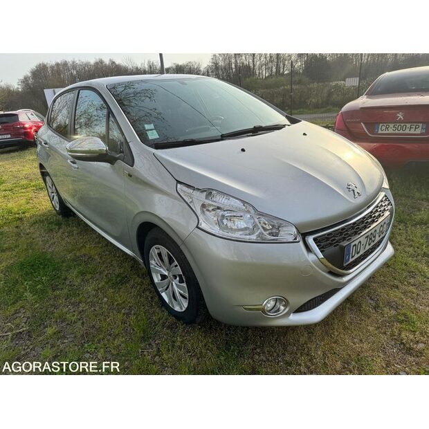 2015 Peugeot 208-40982380