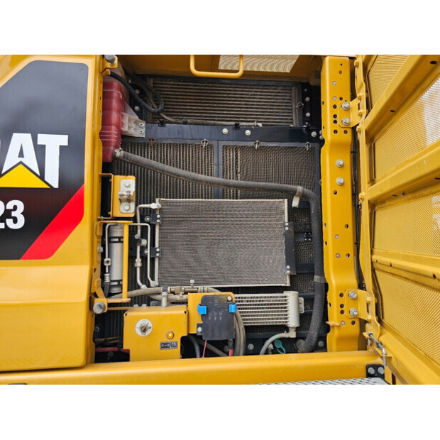 2018 Caterpillar 323-40982574
