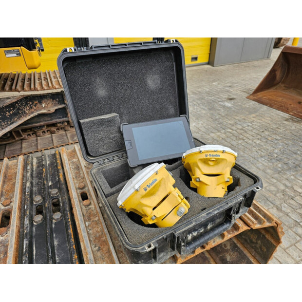 2018 Caterpillar 323-40982585
