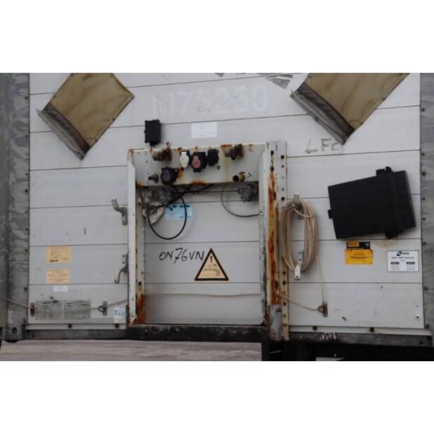 2013 Schmitz Cargobull SCB*S3T-40982843