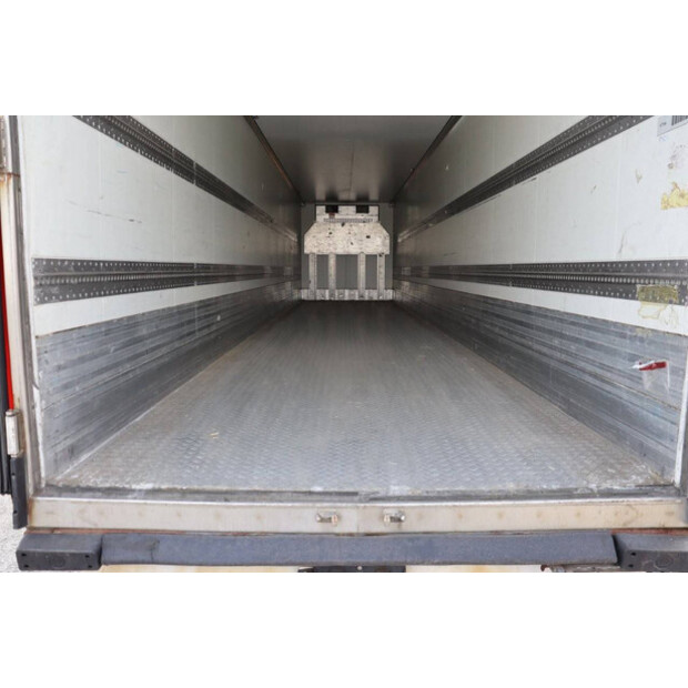 2014 Krone Cool Liner-40983587
