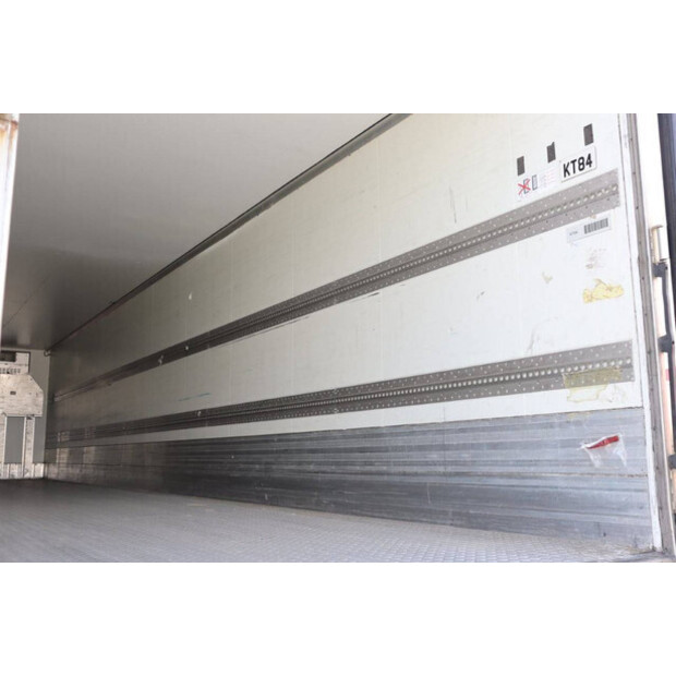 2014 Krone Cool Liner-40983589