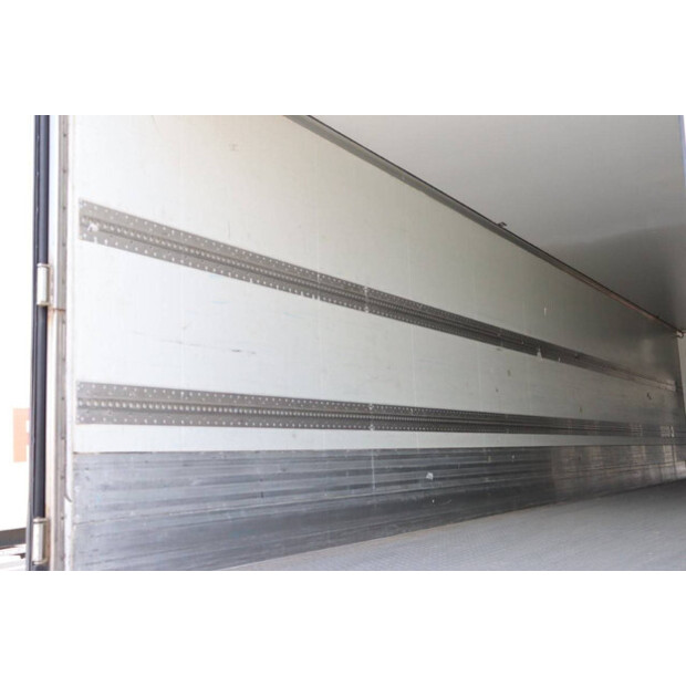 2014 Krone Cool Liner-40983590