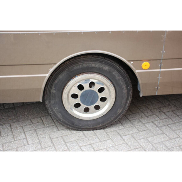 Mercedes-Benz 817-40984105