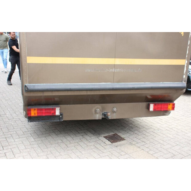 Mercedes-Benz 817-40984107