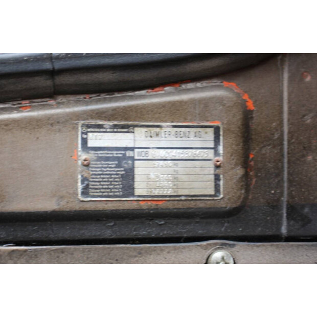 Mercedes-Benz 817-40984124