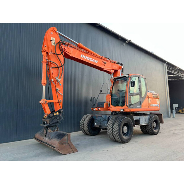 2010 Doosan DX170W-40984367