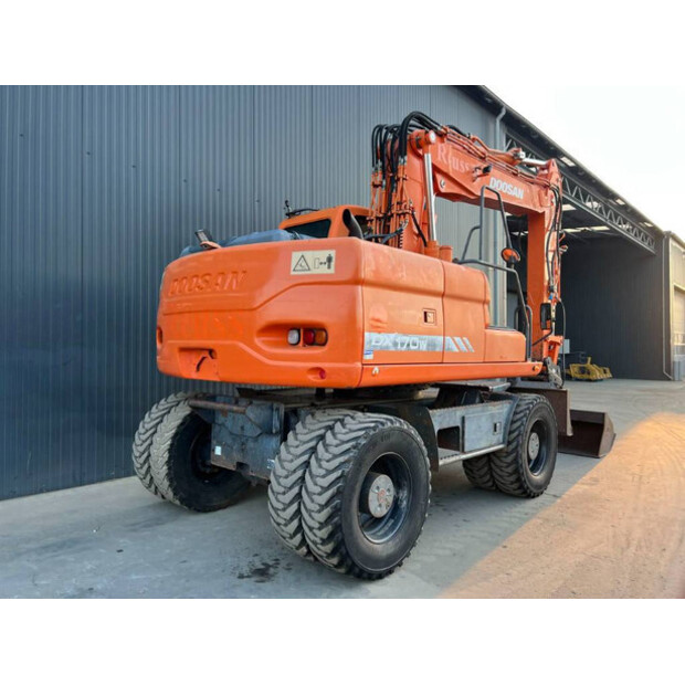 2010 Doosan DX170W-40984372
