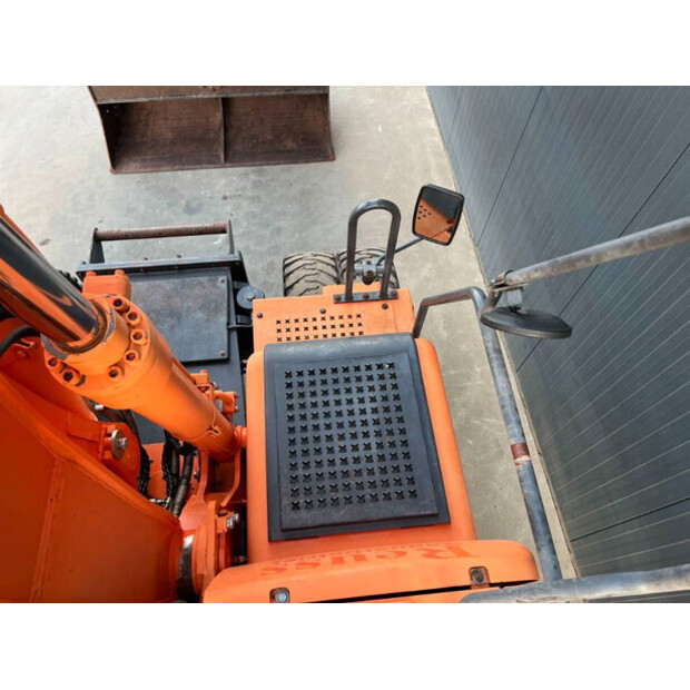 2010 Doosan DX170W-40984389