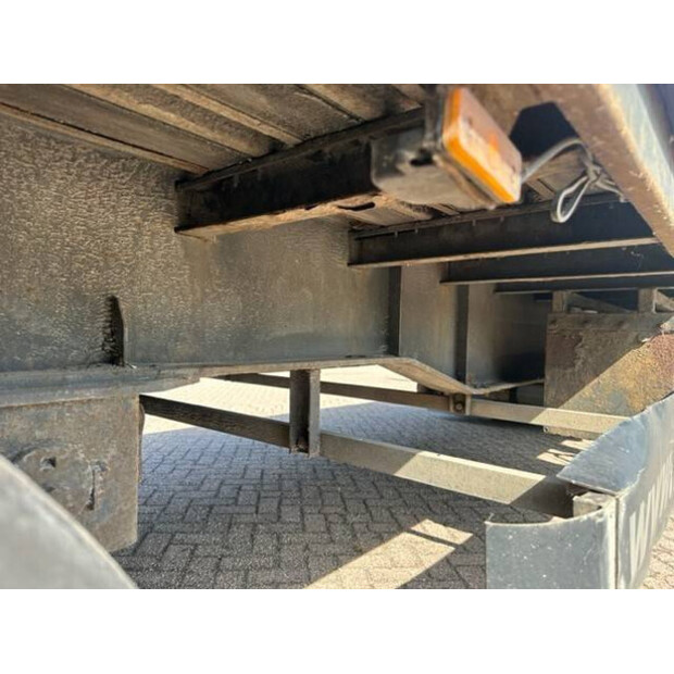 2000 فان هوول MEGA-40984470
