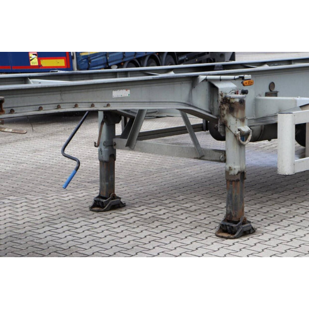 2005 LAG O-3-39-40984857