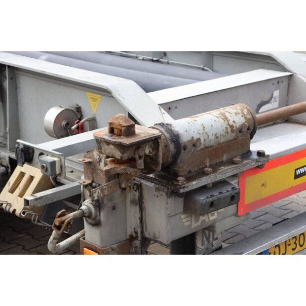 2005 LAG O-3-39-40984868