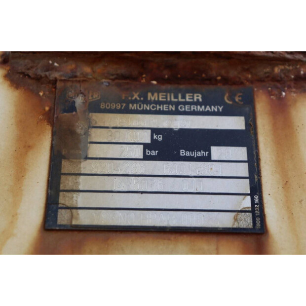 2011 MEILLER TR2-40985383